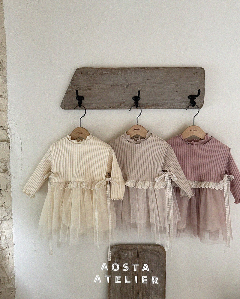 aosta / camellia frills vest