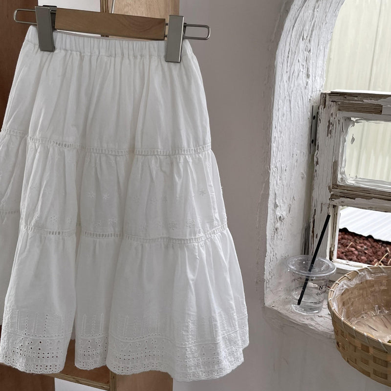 tiered lace skirt