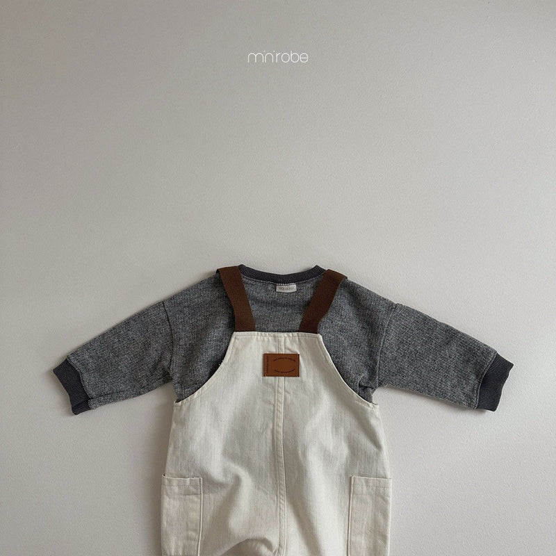 mini robe / kangaroo overall