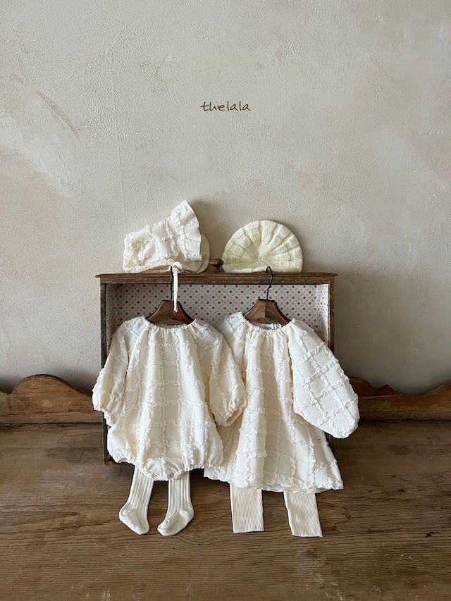thelala / square suit