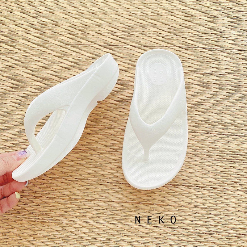 neko /  kurumi sandals