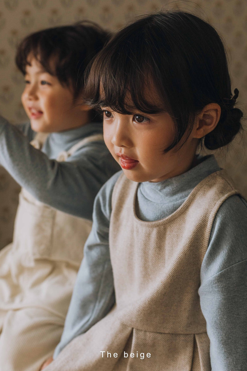 the beige / stitch overall