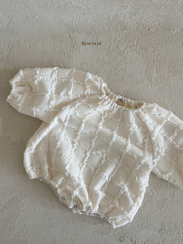 thelala / square suit