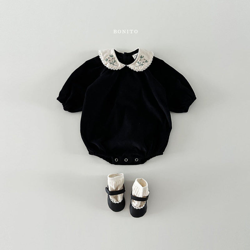 bonito / corduroy flower collar suit