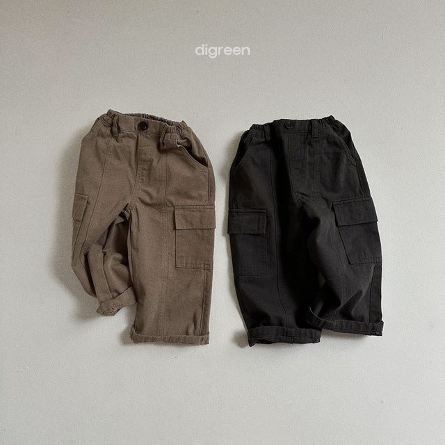 digreen / cargo pants