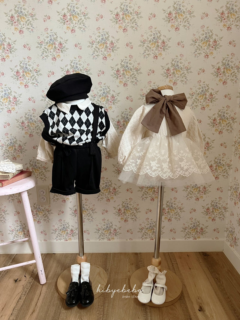 hi byebebe / bebe marguerite lace suit