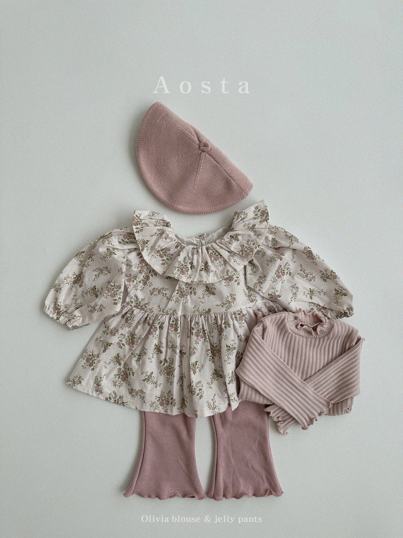 aosta / camellia tee