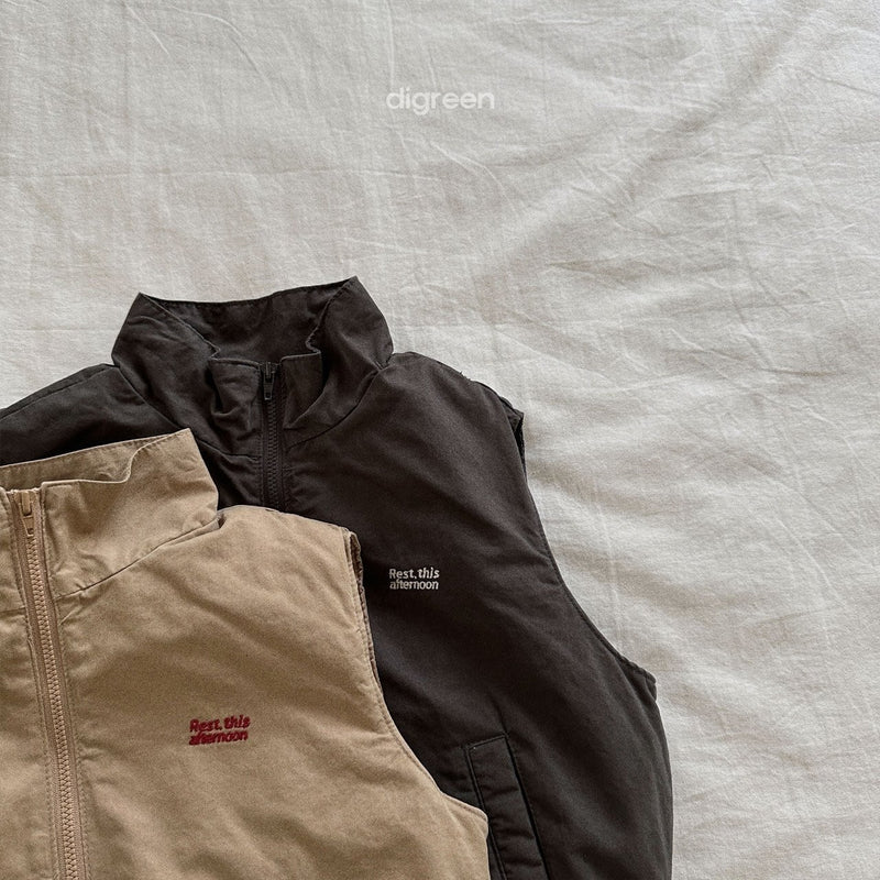 digreen /  afternoon vest