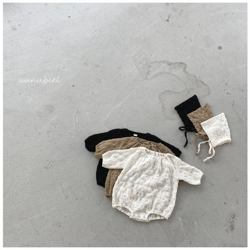 nunubiel/ bebe arani romper & bonnet