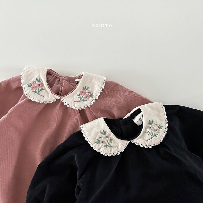 bonito / corduroy flower collar suit