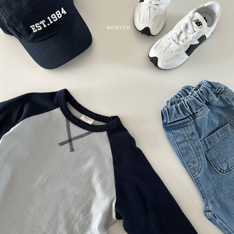 bonito / Guy raglan tee