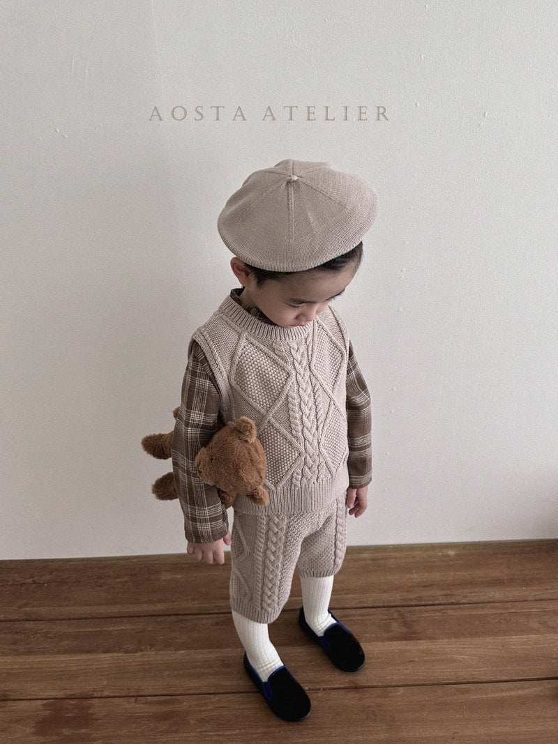aosta / knit vest