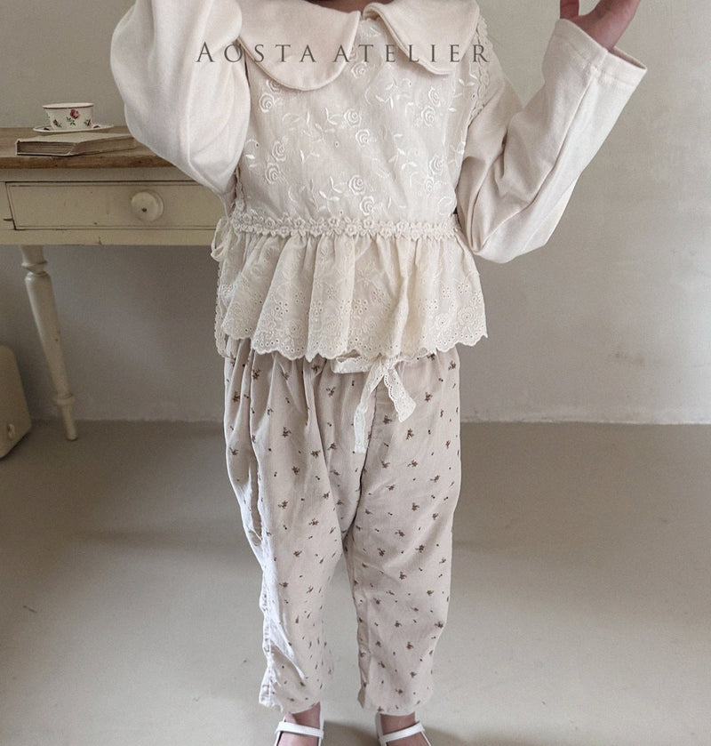 aosta / lace vest