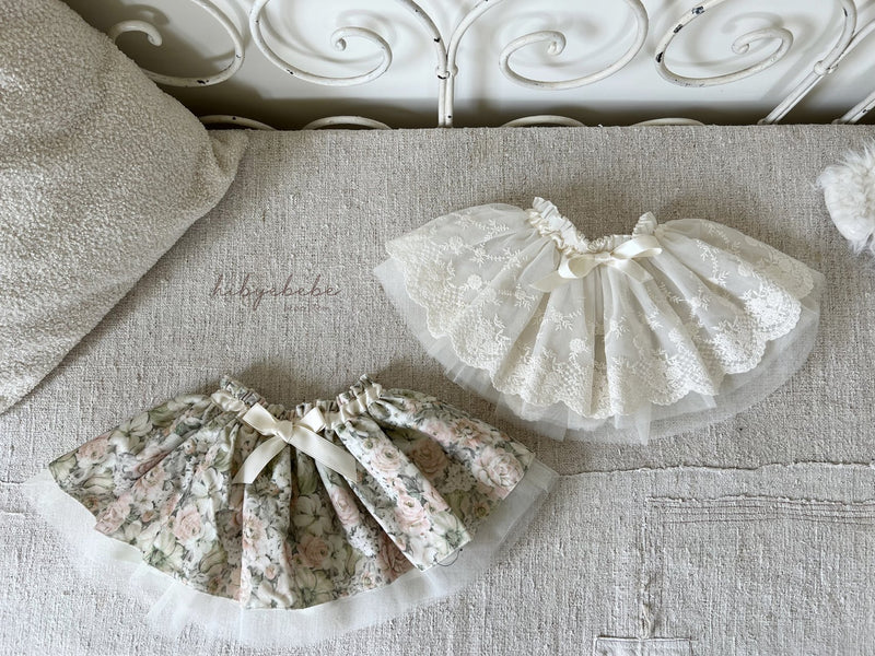 hi byebebe / bebe rose garden skirt