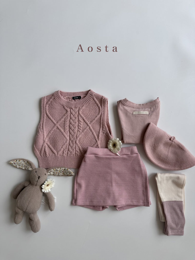 aosta / knit vest