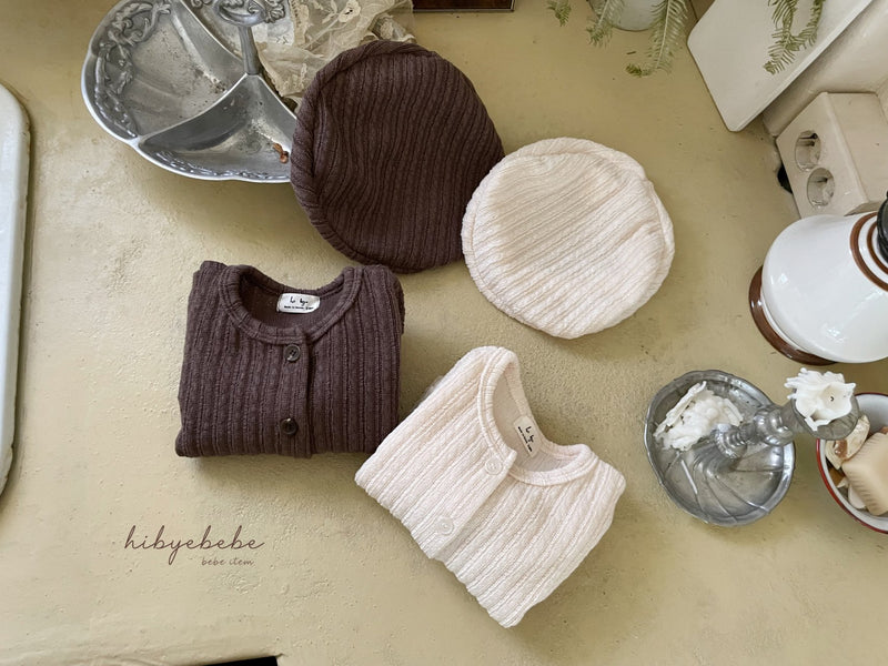 hi byebebe / bebe knit cardigan
