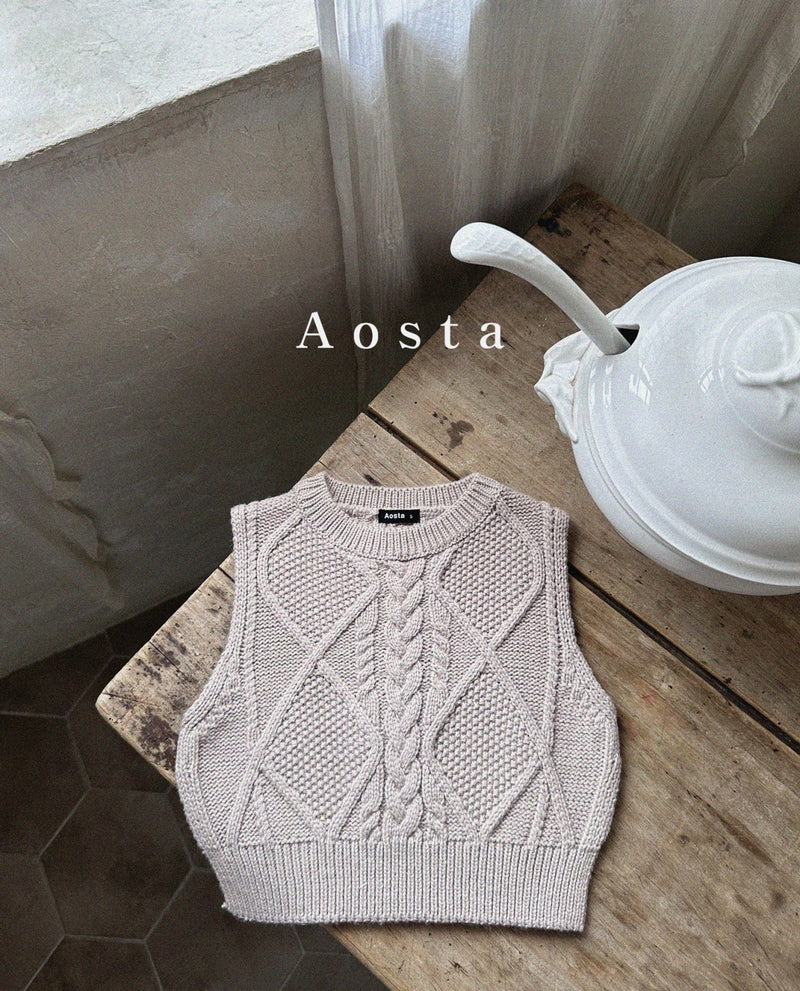 aosta / knit vest