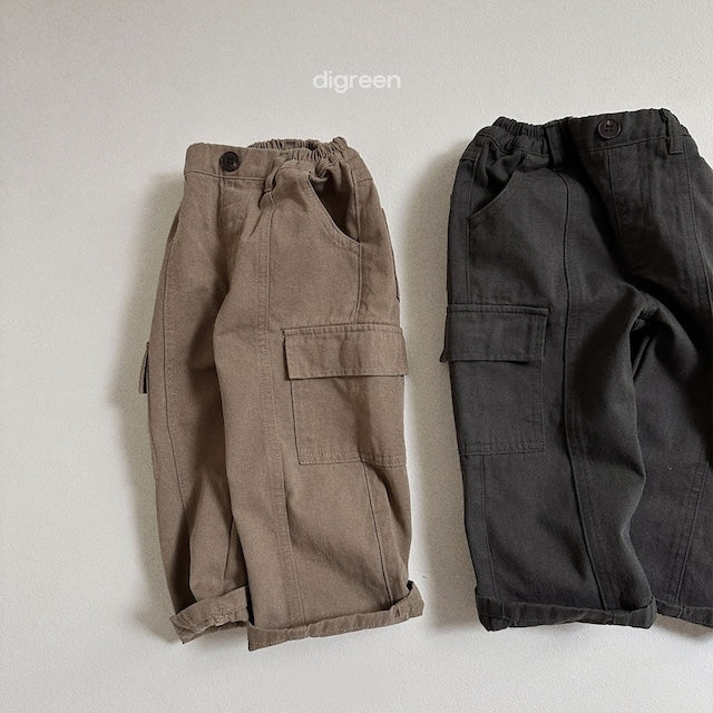 digreen / cargo pants