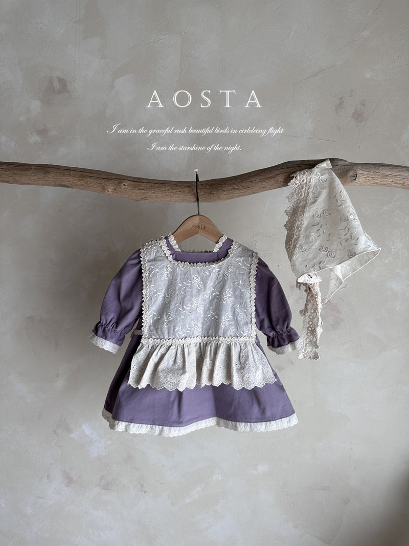 aosta / lace vest
