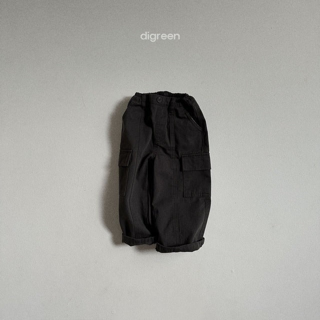 digreen / cargo pants