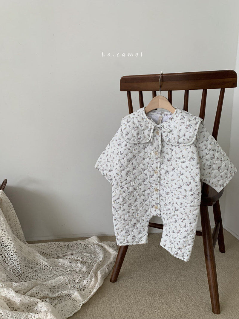 la camel / honey cape