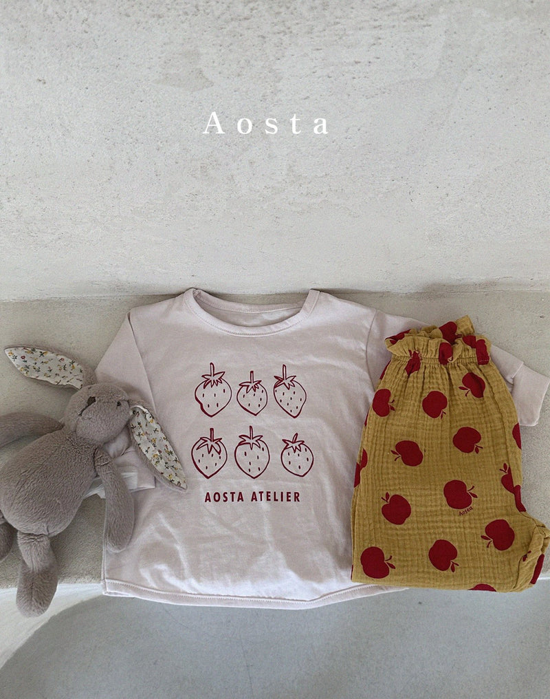 aosta / strawberry tee