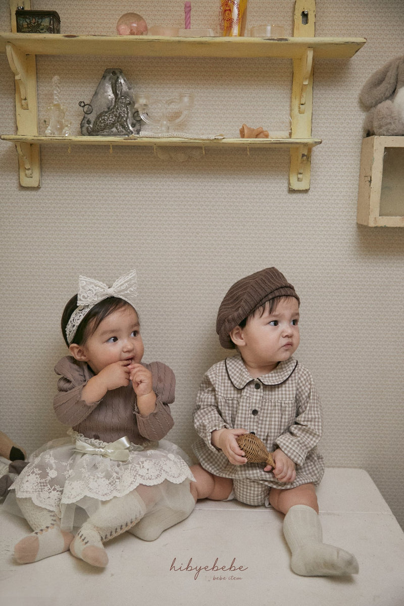 hi byebebe / bebe phillips color suit