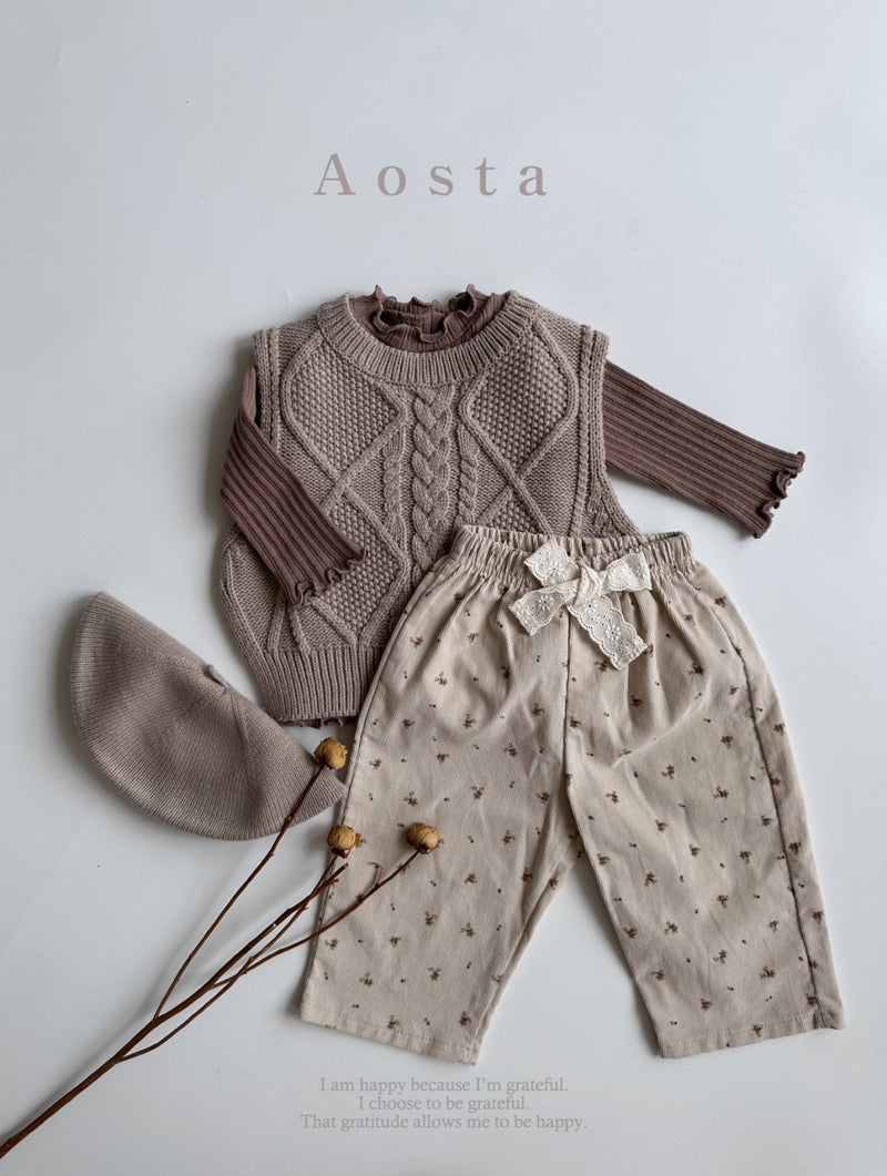 aosta / camellia tee