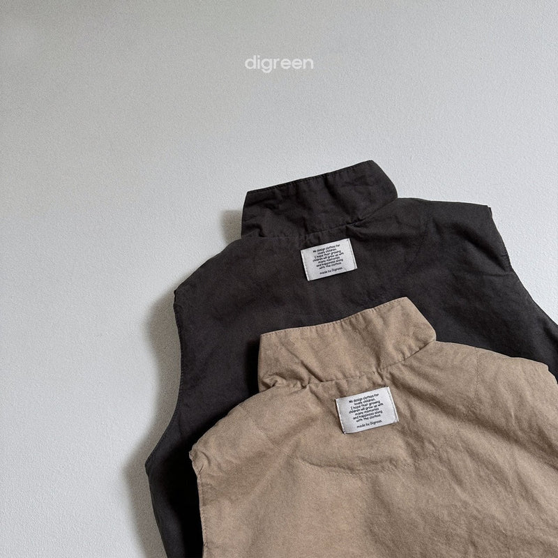 digreen /  afternoon vest
