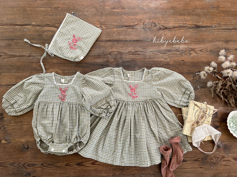 hi byebebe / bebe bell check suit