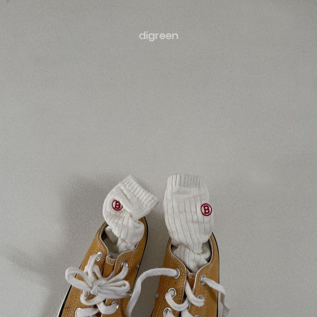 digreen / Butter socks