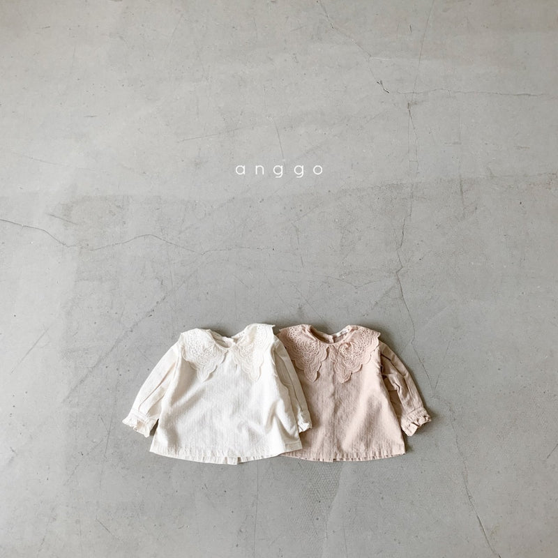 即納　anggo / ricotta blouse