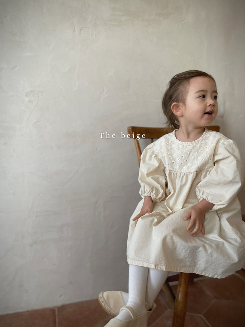 即納 the beige / flower lace one-piece