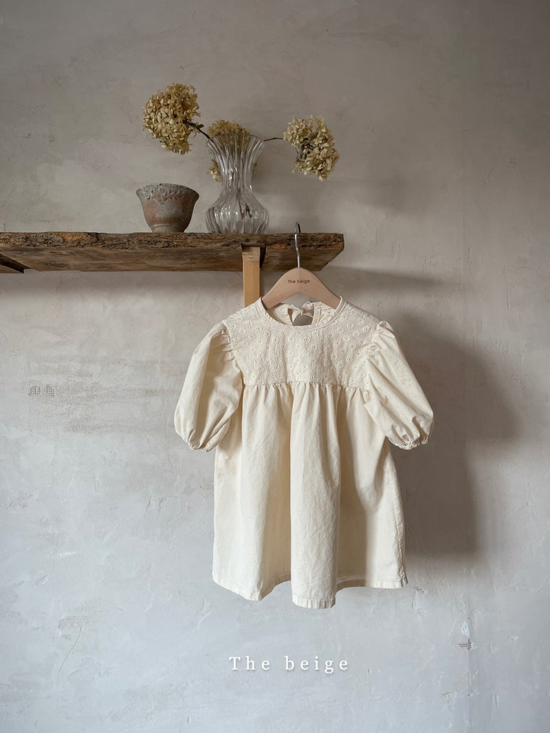 即納 the beige / flower lace one-piece