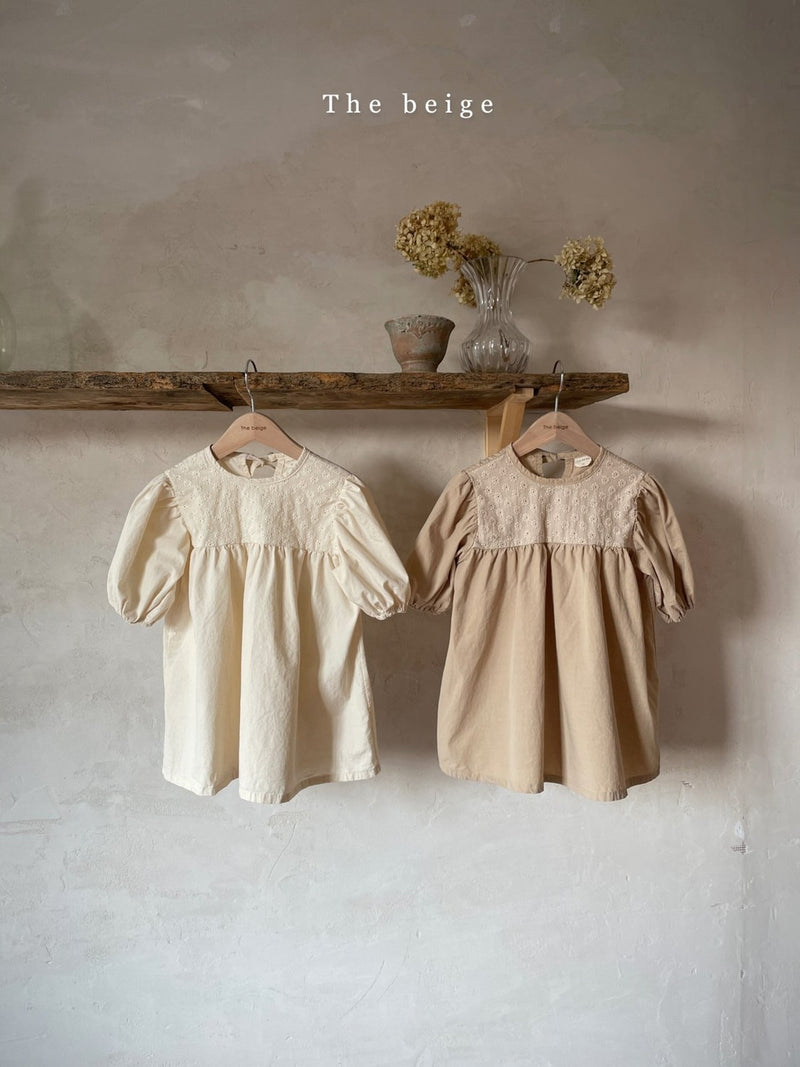 即納 the beige / flower lace one-piece