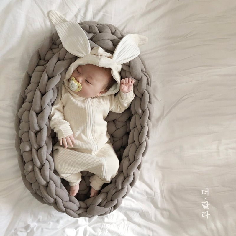thelala / rabbit suit